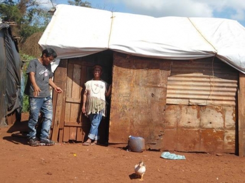 Solidariedade aos Guarani e Kaiowá do acampamento Apyka´i em Mato Grosso do Sul
