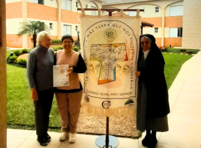Peregrina&ccedil;&atilde;o do Estandarte dos 800 anos do C&acirc;ntico das Criaturas avan&ccedil;a entre as Fraternidades Franciscanas
